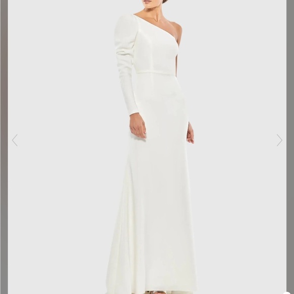 Mac Duggal Dresses & Skirts - Mac Duggal White One-Shoulder Juliet Sleeve Asymmetric Neck Gown